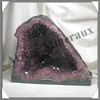 AMETHYSTE - G�ode - 290x250x150 mm - 9 000 grammes - C011
