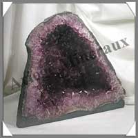 AMETHYSTE - G�ode - 290x250x150 mm - 9 000 grammes - C011
