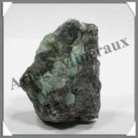 EMERAUDE - 100 grammes - 60x45x30 mm - M001