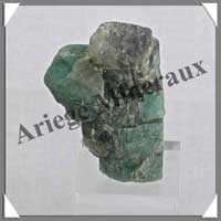EMERAUDE - 42 grammes - 44x31x21 mm - M011