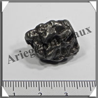 Mtorite de CAMPO DEL CIELO - 19 grammes - 21x16x16 mm - M042