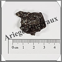 Mtorite de CAMPO DEL CIELO - 24 grammes - 32x24x8 mm - M057