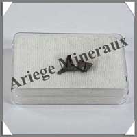 Mtorite de GIBEON - 2 grammes - 2 Fragments de 8 mm - M028