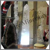 CRISTAL de ROCHE GEANT - Pointe - 520x110x65 mm - 5 460 grammes - C005