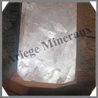 CRISTAL de ROCHE GEANT - Pointe - 520x110x65 mm - 5 460 grammes - C005