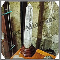 CRISTAL de ROCHE GEANT - Pointe - 440x80x65 mm - 2 590 grammes - M011