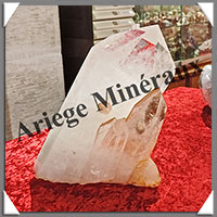CRISTAL de ROCHE - Pointe - 247x170x120 mm - 4050 grammes - R301