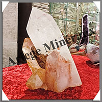 CRISTAL de ROCHE - Pointe - 247x170x120 mm - 4050 grammes - R301