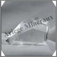 CRISTAL de ROCHE - Free Form - 69x48x32 mm - 147 grammes - R137