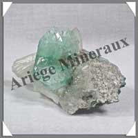 APOPHYLLITE VERTE - 55 grammes - 65x50x30 mm - M031
