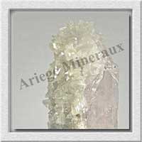 DANBURITE - 120 grammes - 115x35x25 mm - M001