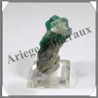 EMERAUDE - 28 grammes - 40x25 mm - B001