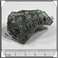 EMERAUDE - 59 grammes - 45x40x35 mm - M016