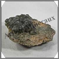 GRENAT DEMANTODE Vert - 27 grammes - 45x40x20 mm - R005