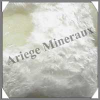 OKENITE - 134 grammes - 55x40x35 mm - M012