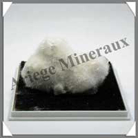 OKENITE APOPHYLLITE - 116 grammes - 65x35x35 mm - M014