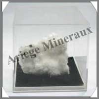 OKENITE - 88 grammes - 60x50x15 mm - M017