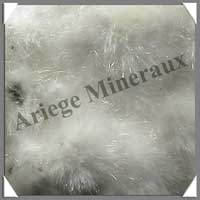 OKENITE - 88 grammes - 60x50x15 mm - M017