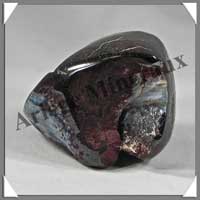 OPALE - 105 grammes - 50x42x35 mm - M008