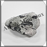 TOURMALINE VERTE sur QUARTZ - 16 grammes - 33x26x15 mm - M001