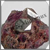 RODIZITE et RUBELLITE - 40 grammes - 45x40x25 mm - R001