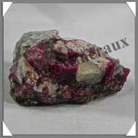 RODIZITE et RUBELLITE - 68 grammes - 60x35x30 mm - R004