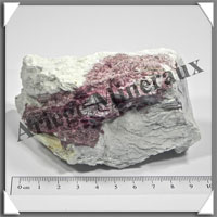 RUBELLITE - 420 grammes - 95x45x45 mm - M001