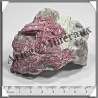 RUBELLITE - 234 grammes - 65x55x50 mm - M003