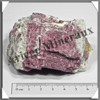RUBELLITE - 270 grammes - 80x75x40 mm - M005