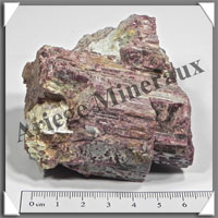 RUBELLITE - 330 grammes - 76x65x60 mm - M006