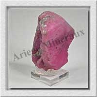 RUBIS - 180 grammes - 75x45x30 mm - M001