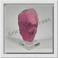 RUBIS - 180 grammes - 75x45x30 mm - M001