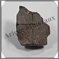 STAURODITE - 3 grammes - 20x15x5 mm - E002