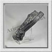 STIBINE - 370 grammes - 150x50x40 mm - M001