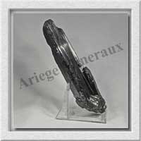 STIBINE - 370 grammes - 150x50x40 mm - M001