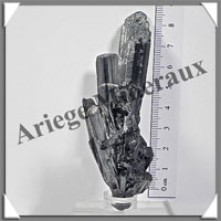 STIBINE - 107 grammes - 100x65x35 mm - M009