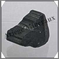 TOURMALINE NOIRE - 52 grammes - 36x35 mm - E028