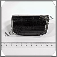 TOURMALINE NOIRE - 263 grammes - 80x40x40 mm - R002