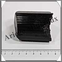 TOURMALINE NOIRE - 166 grammes - 60x45x40 mm - R005