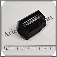 TOURMALINE NOIRE - 137 grammes - 50x37x35 mm - R011