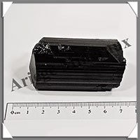 TOURMALINE NOIRE - 131 grammes - 50x35x30 mm - R014