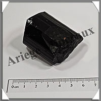 TOURMALINE NOIRE - 116 grammes - 45x38x35 mm - R015
