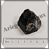 TOURMALINE NOIRE - 60 grammes - 35x30x25 mm - R039