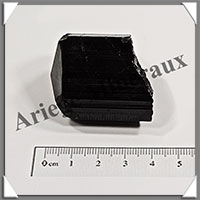 TOURMALINE NOIRE - 73 grammes - 38x34x32 mm - R041