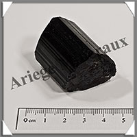 TOURMALINE NOIRE - 63 grammes - 37x29x27 mm - R042