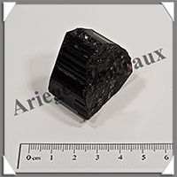 TOURMALINE NOIRE - 57 grammes - 35x35x20 mm - R046