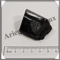 TOURMALINE NOIRE - 54 grammes - 40x30x25 mm - R047