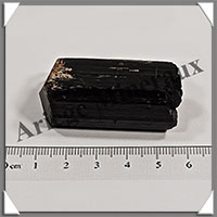 TOURMALINE NOIRE - 49 grammes - 45x25x20 mm - R048