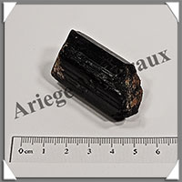 TOURMALINE NOIRE - 49 grammes - 45x25x20 mm - R048