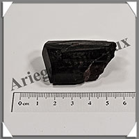 TOURMALINE NOIRE - 40 grammes - 45x25x25 mm - R051
